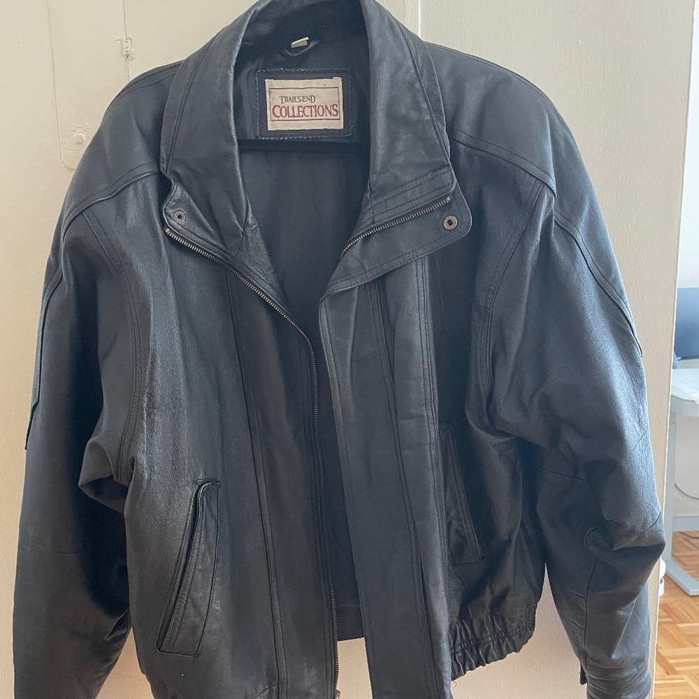 Vintage oversized leather bomber jacket